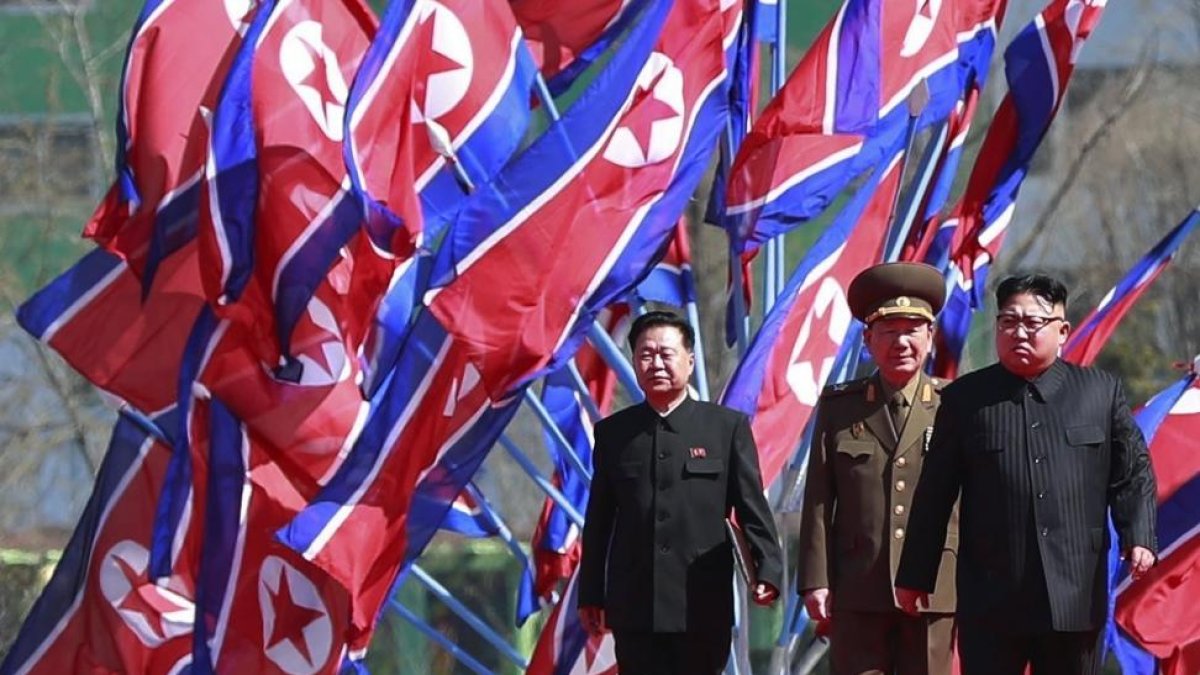 Kim Jong-un, este jueves en un acto oficial en Pionyang.-EFE / HOW HWEE YOUNG
