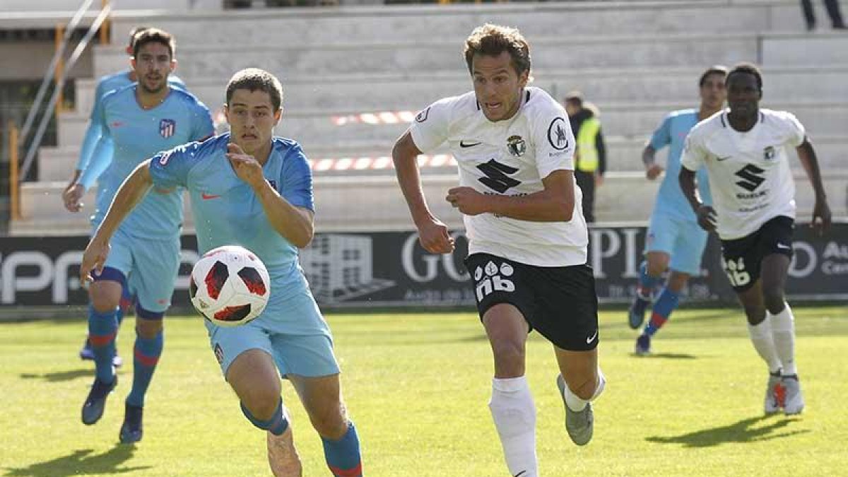 La posición de mediapunta de Beobide fue la gran novedad en la alineación de Fernando Estévez.-SANTI OTERO