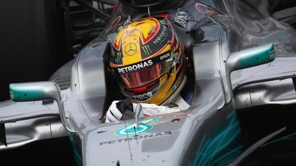 Lewis Hamilton (Mercedes), en su vuelta rápida de hoy en Canadá.-CLIVE MASON