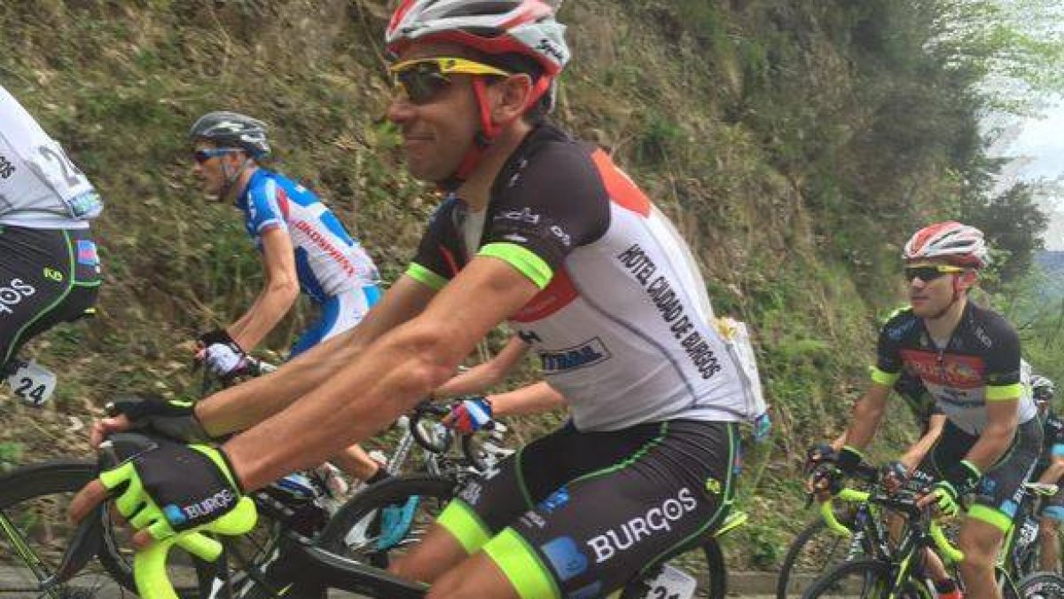 David Belda durante la primera etapa de la Vuelta a Asturias.-