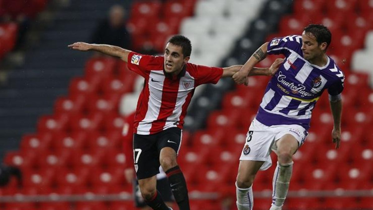 Jurgi Oteo con la camiseta del Athletic.-ATHLETIC CLUB