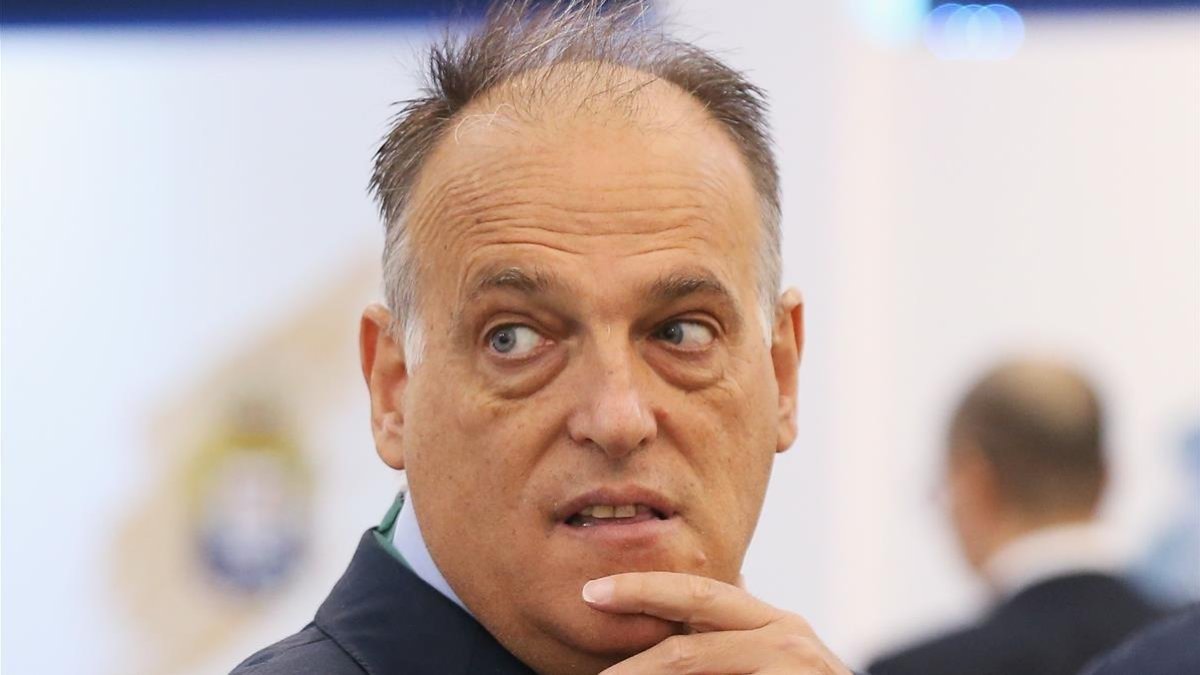 Tebas-BARRINGTON COOMBS