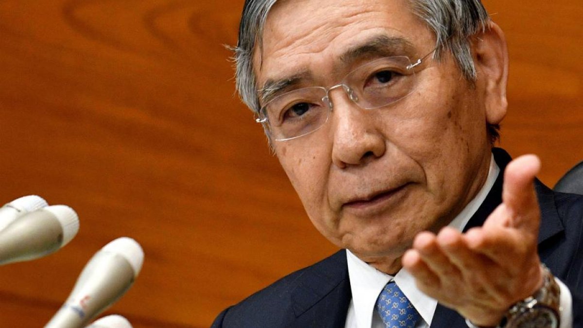 Haruhiko Kuroda.-EFE/ FRANCK ROBICHON