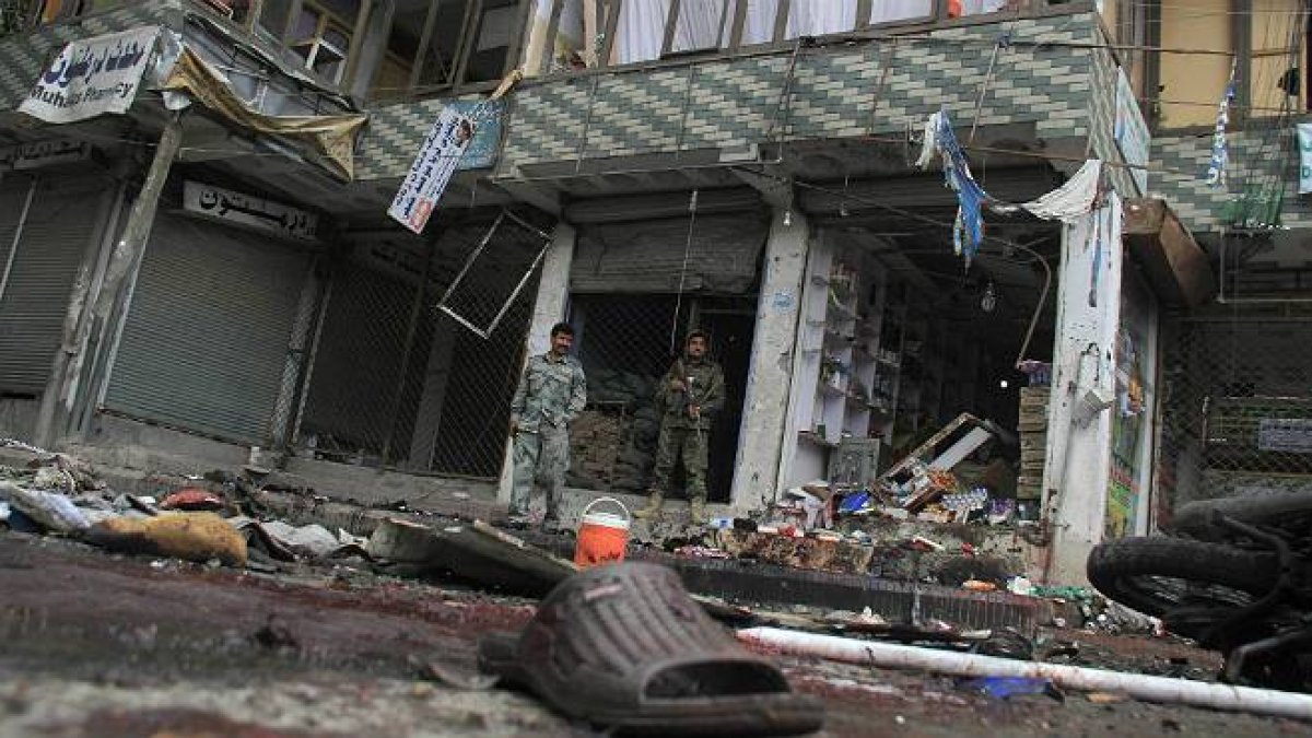 Al menos 34 muertos y un centenar de heridos en un atentado de Afganistán.-Foto: EFE