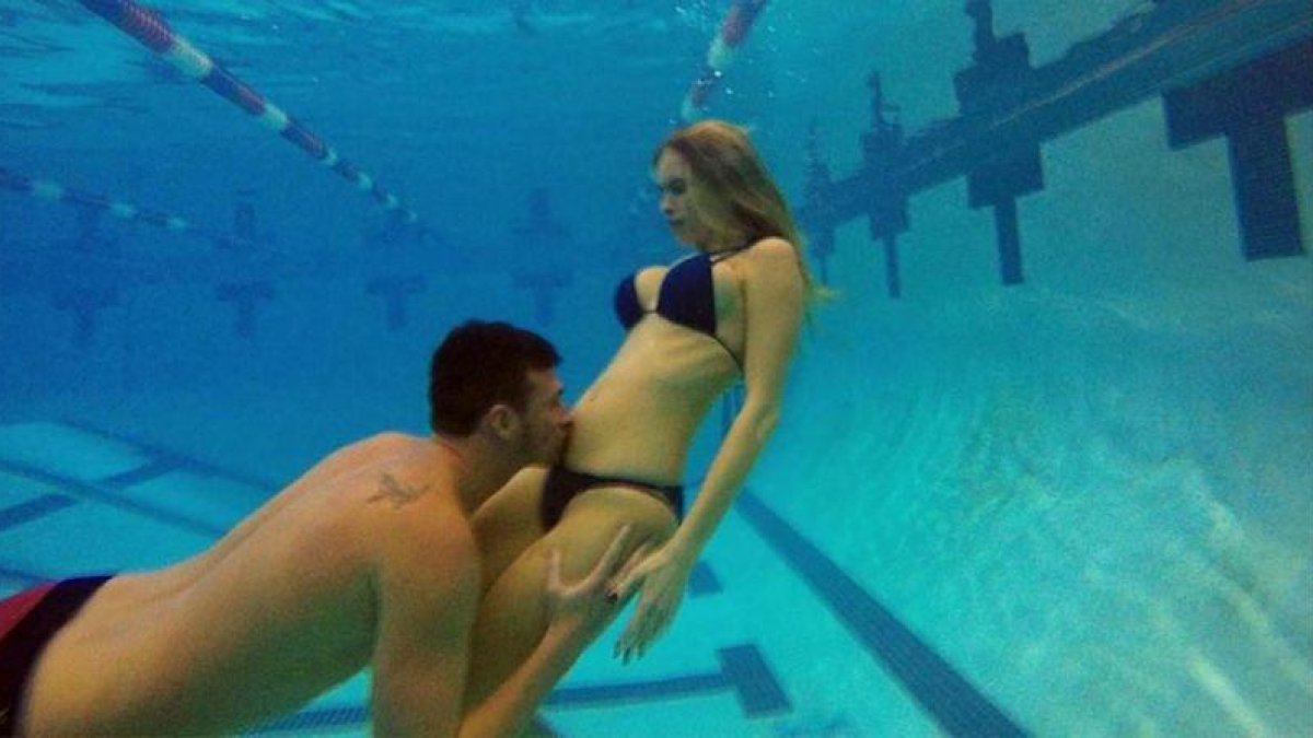 El nadador Ryan Lochte y su mujer.-INSTAGRAM