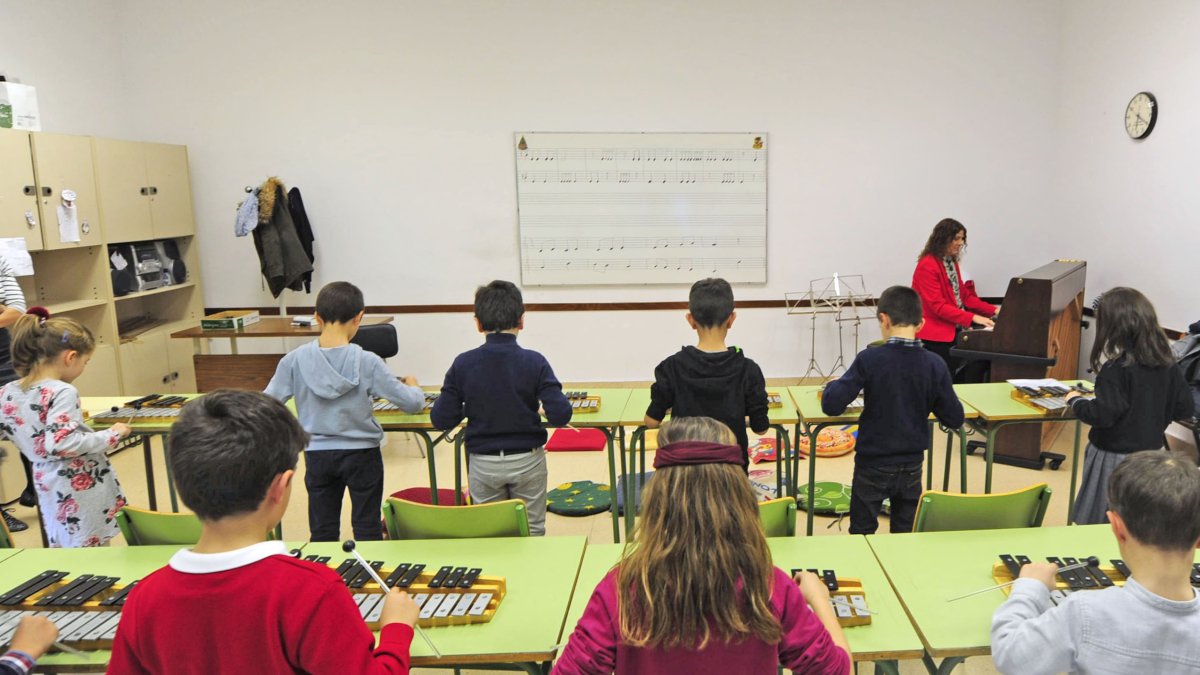 Un grupo de niños en la Escuela de Música. ISRAEL L. MURILLO