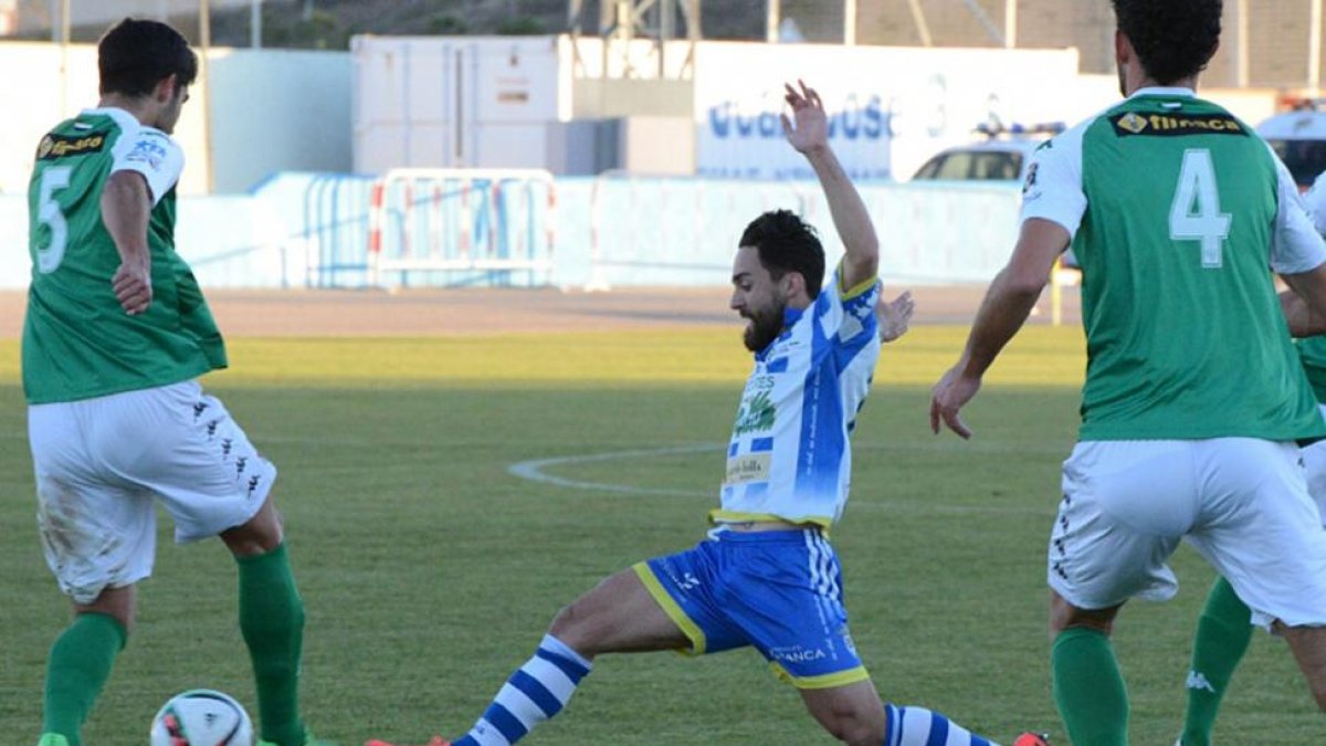 La Arandina quiere dar un paso adelante ante el Atlético Astorga.-ALBERTO CALVO