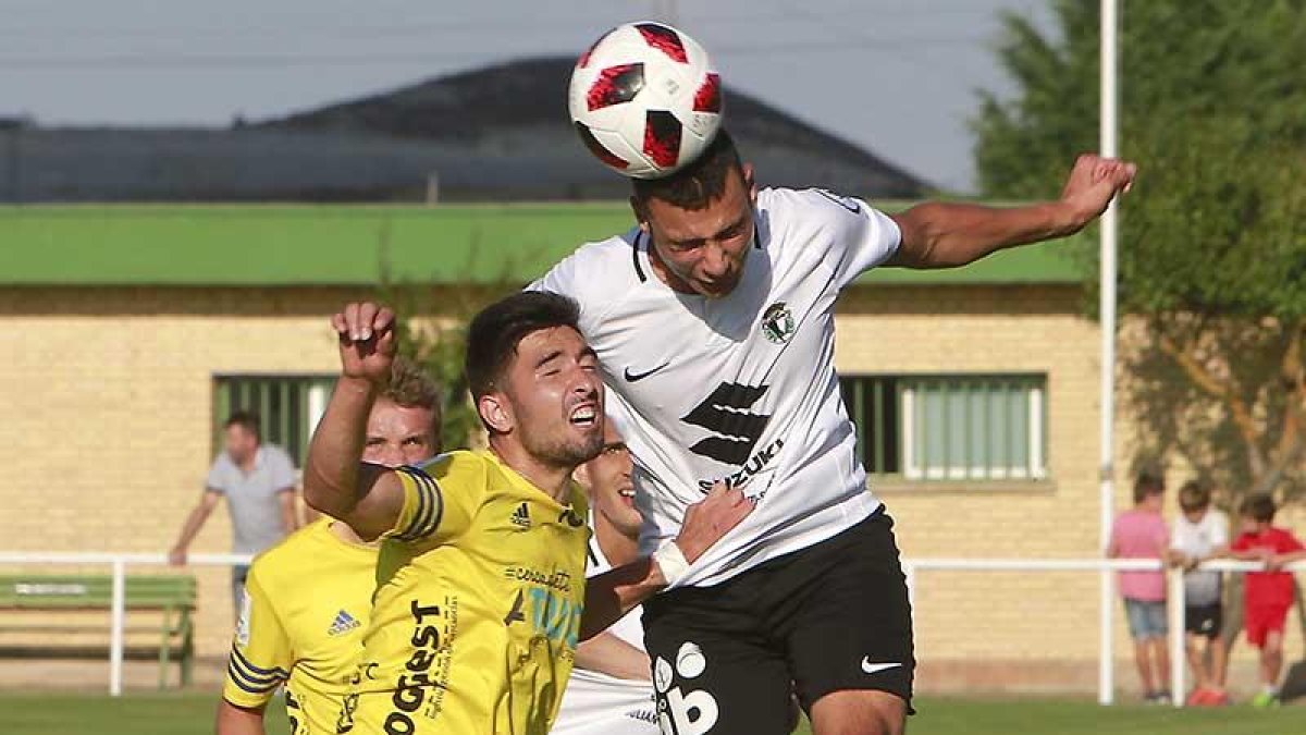 El Burgos CF ya se impuso al Bupolsa en el primer envite de la Copa Federación-Raúl G. Ochoa