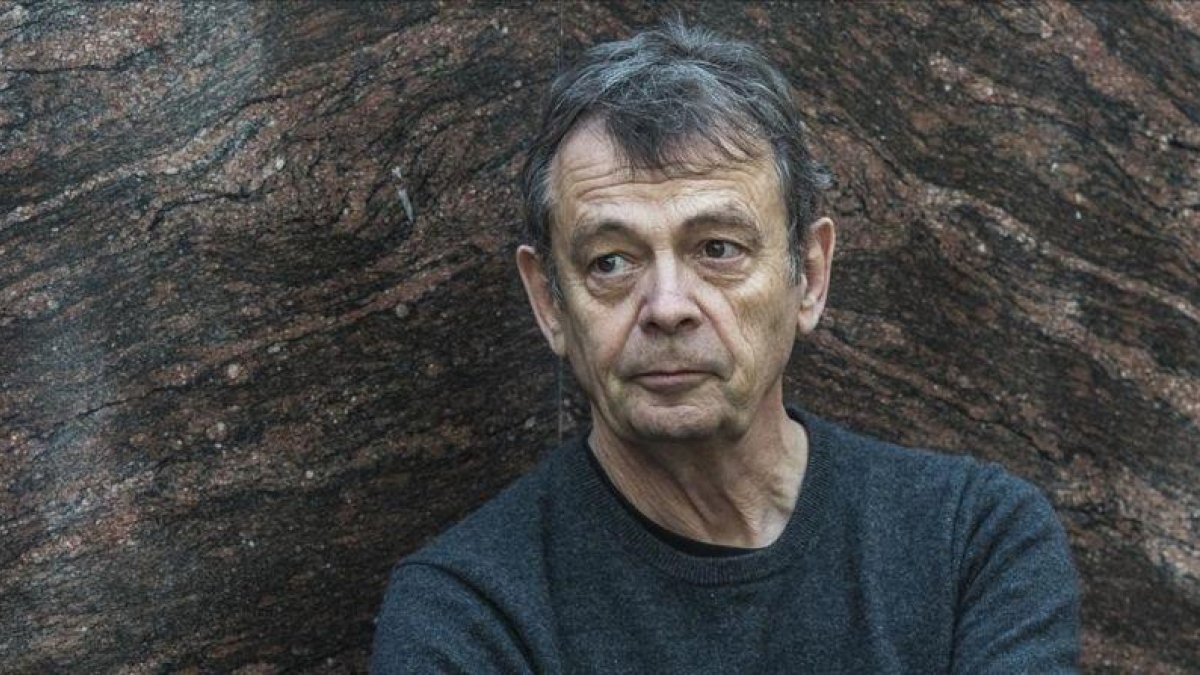 Pierre Lemaitre, ayer en el CCCB, en el festival Kosmopolis.-JESÚS DOMÍNGUEZ