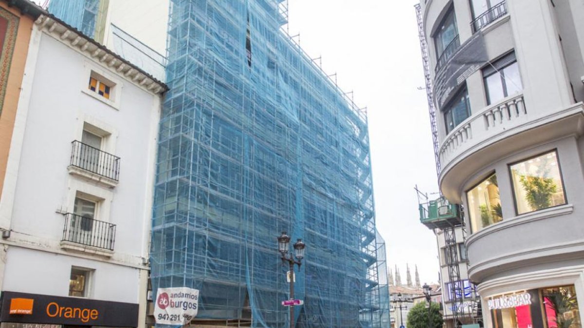 Estado actual del edificio Campo.-SANTI OTERO