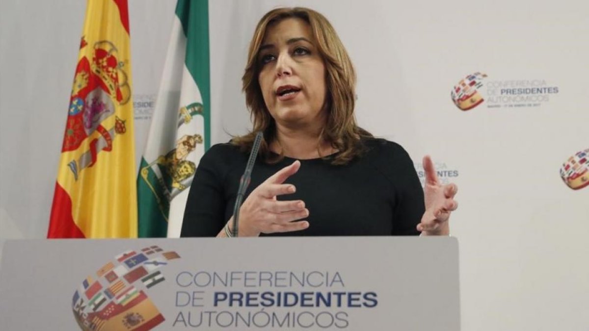 La presidenta andaluza, Susana Díaz, este martes al término de la conferencia de presidentes.-EFE / ZIPI