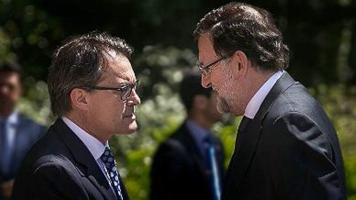 Mas y Rajoy, en mayo del 2015.-Joan Cortadellas