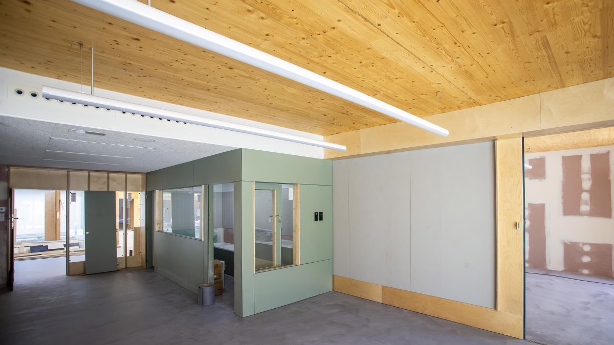 Interior de la escuela infantil Río Vena. SANTI OTERO