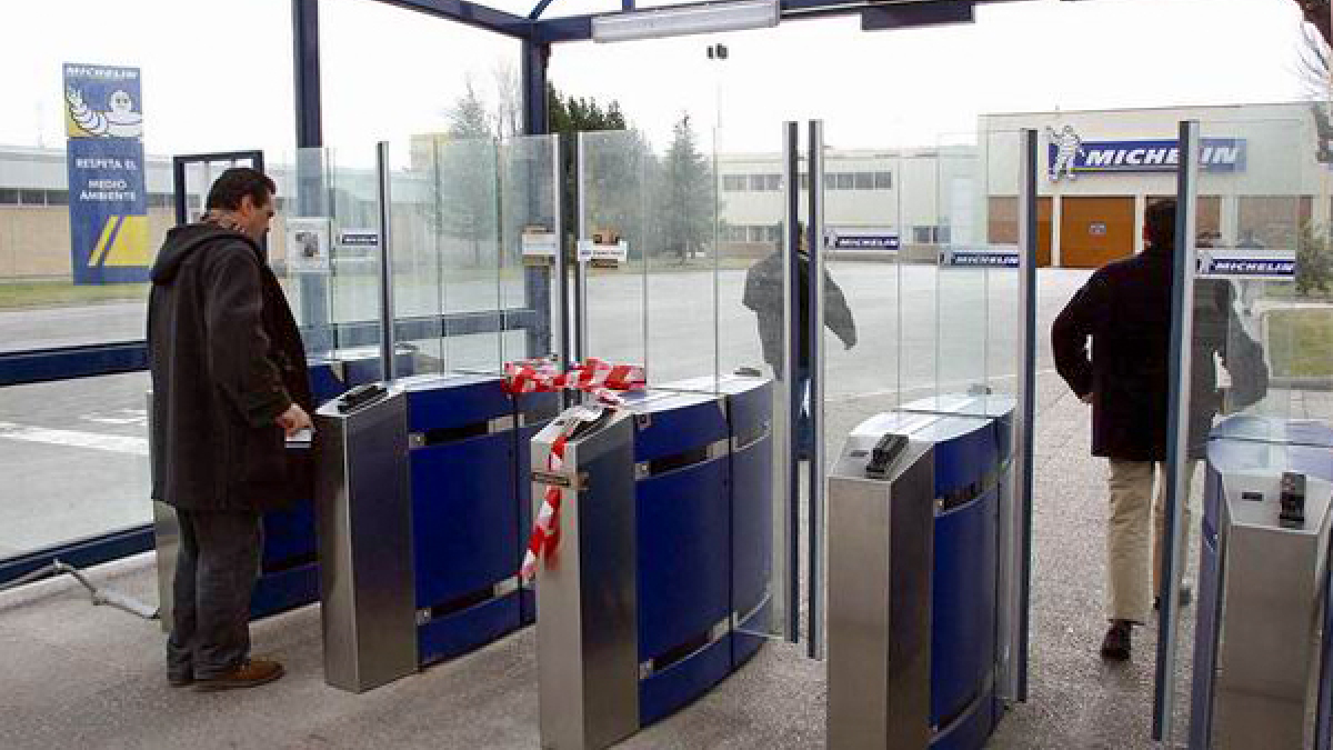 Las instalaciones de Michelin volverán a estar operativas a partir de mañana. RICARDO ORDÓÑEZ