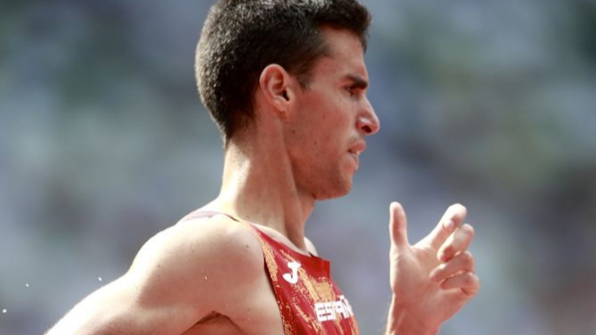 Jesús Gómez se queda fuera de la final de 1.500. TWITTER / @RFEA