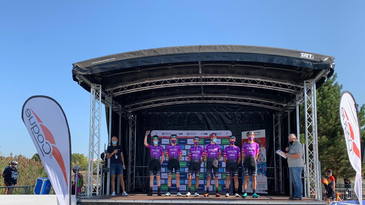 Corredores del Burgos BH en el Skoda Tour de Luxemburgo.