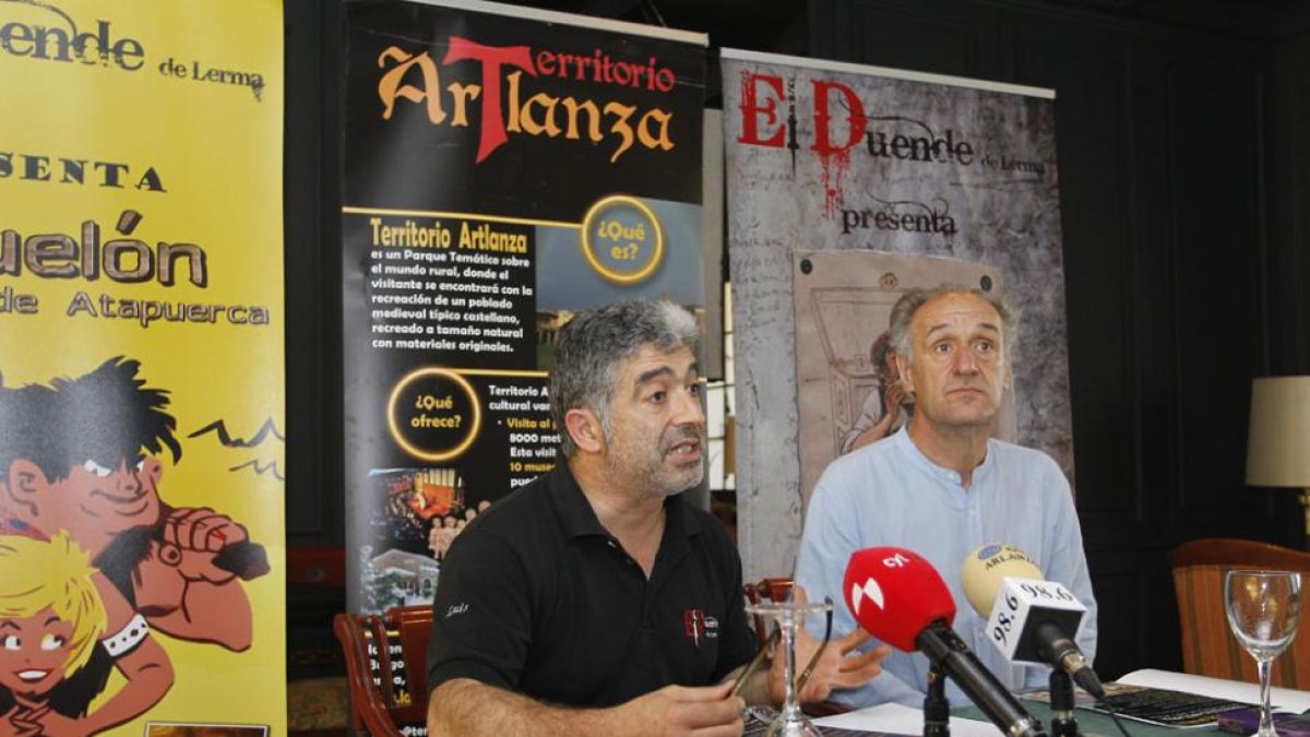 Félix Yáñez y Luis Orcajo presentaron el Festival de Teatro de Territorio Artlanza.-SANTI OTERO