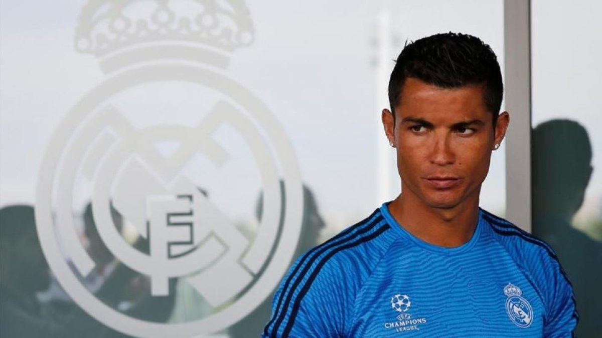 Cristiano Ronaldo, en la ciudad deportiva de Valdebebas.-REUTERS / ANDREA COMAS