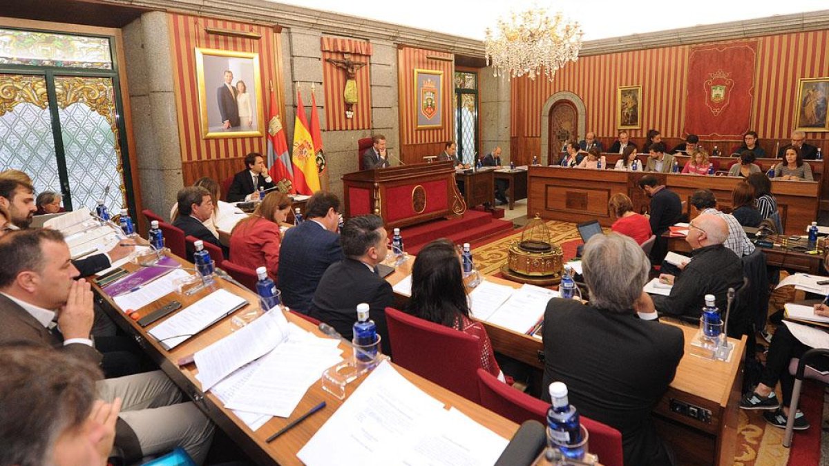 Instante de un Pleno Municipal.-ISRAEL L. MURILLO