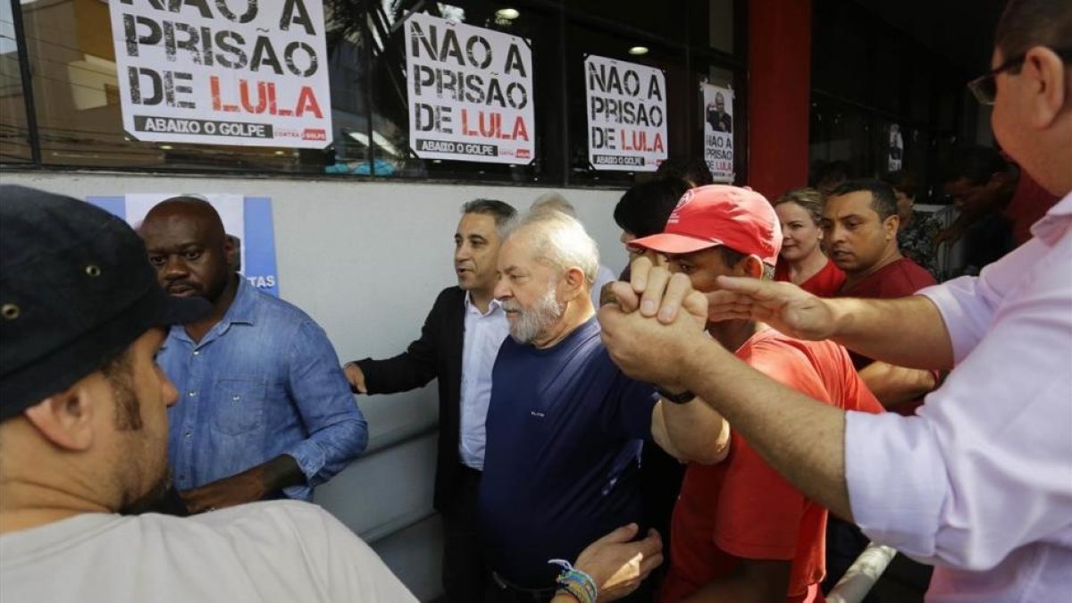 Lula en la sede del sindicato metalúrgico.-AP / NELSON ANTOINE