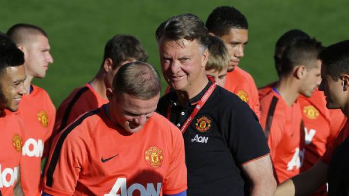 Louis Van Gaal, durante un entrenamiento con el Manchester United en Seattle.-Foto: AP / TED S. WARREN