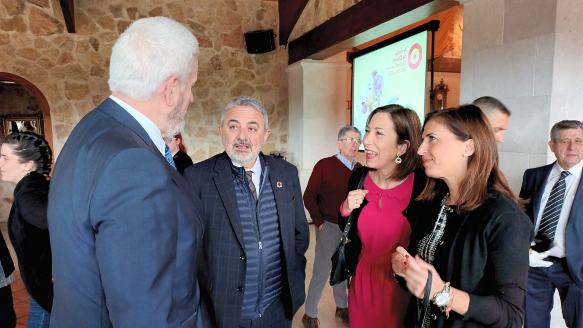 Esther Peña asistió hoy al cierre de Aranda como Ciudad Europea del Vino