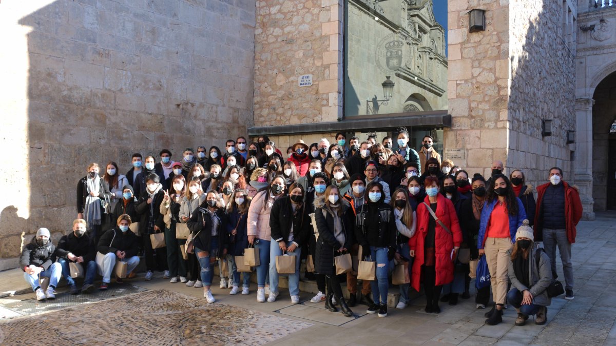 Recepción de los estudiantes internacionales en la Universidad de Burgos. ECB