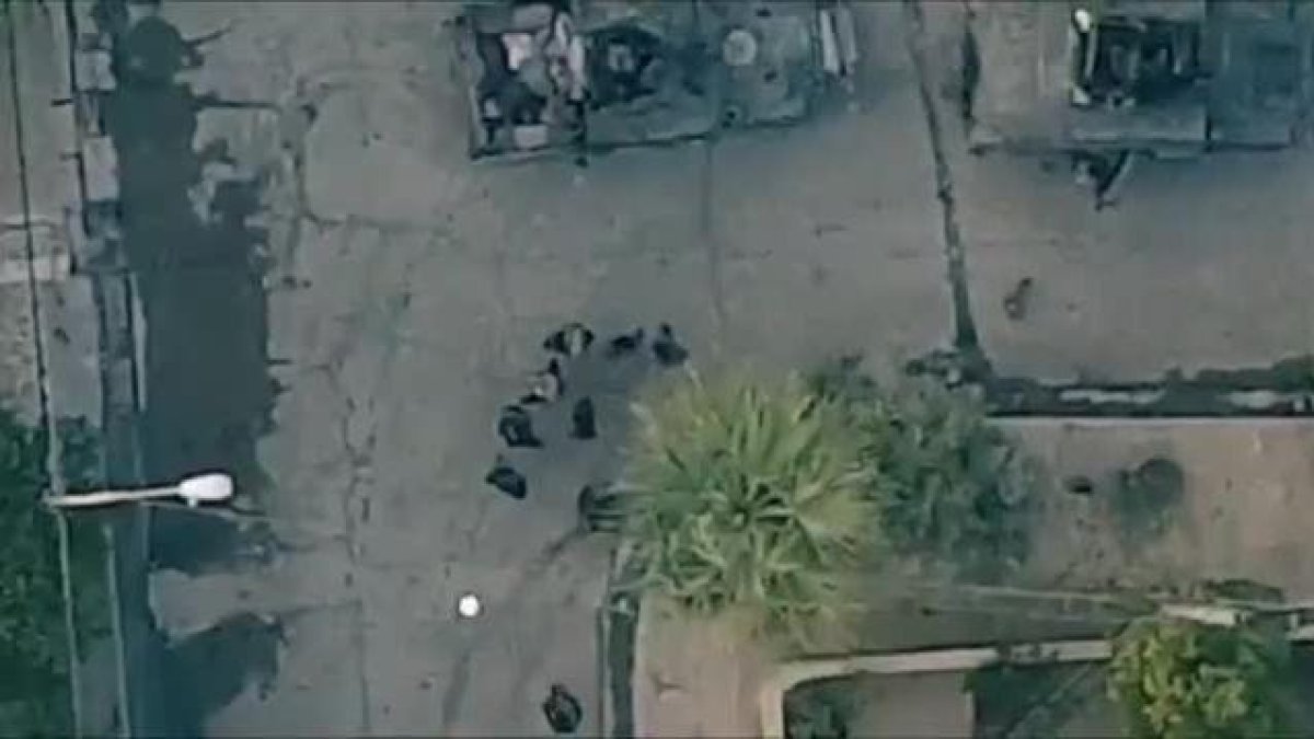 Una grabación muestra el ataque desde un drone del Estado Islámico en Mosul.-