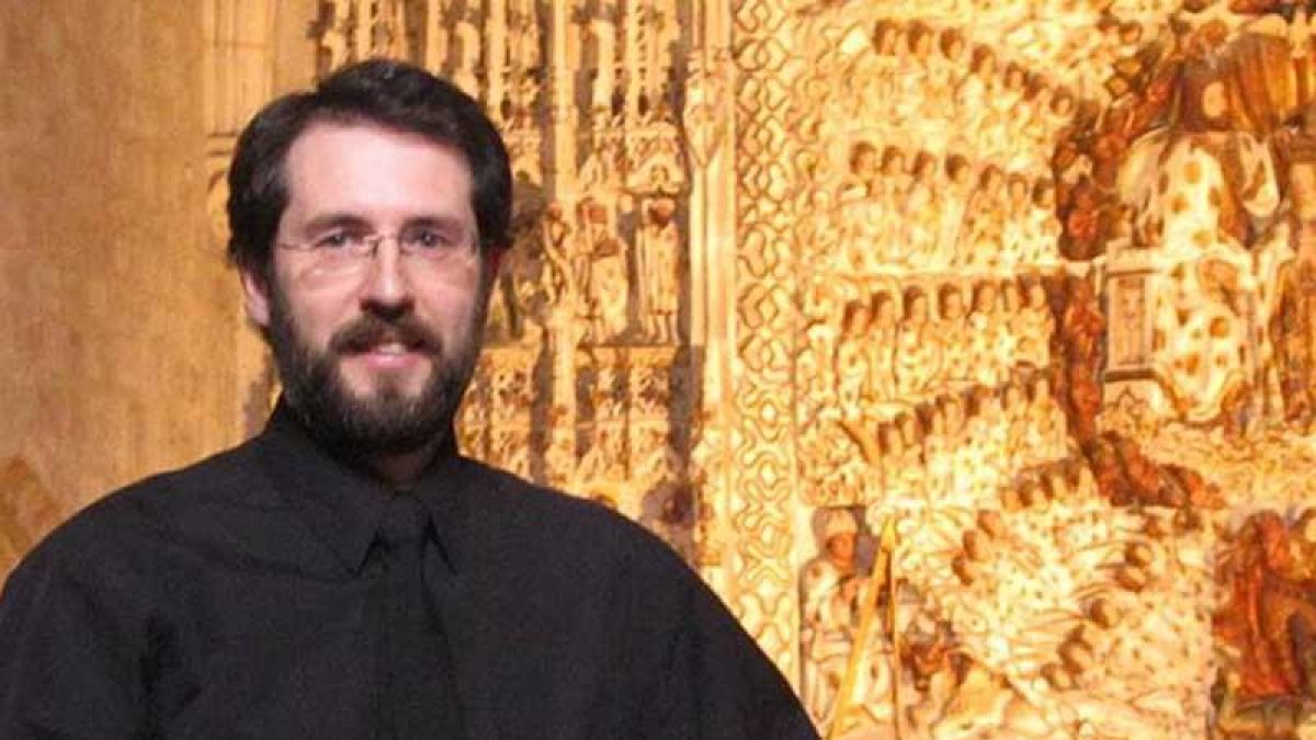 César Zumel, compositor y director burgalés.-