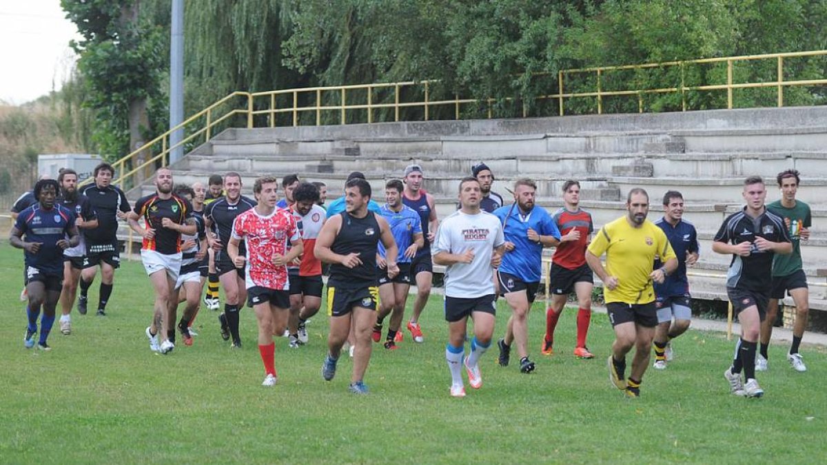 Imagen del primer entrenamiento del UBUCajaviva en la actual pretemporada.-ISRAEL L. MURILLO