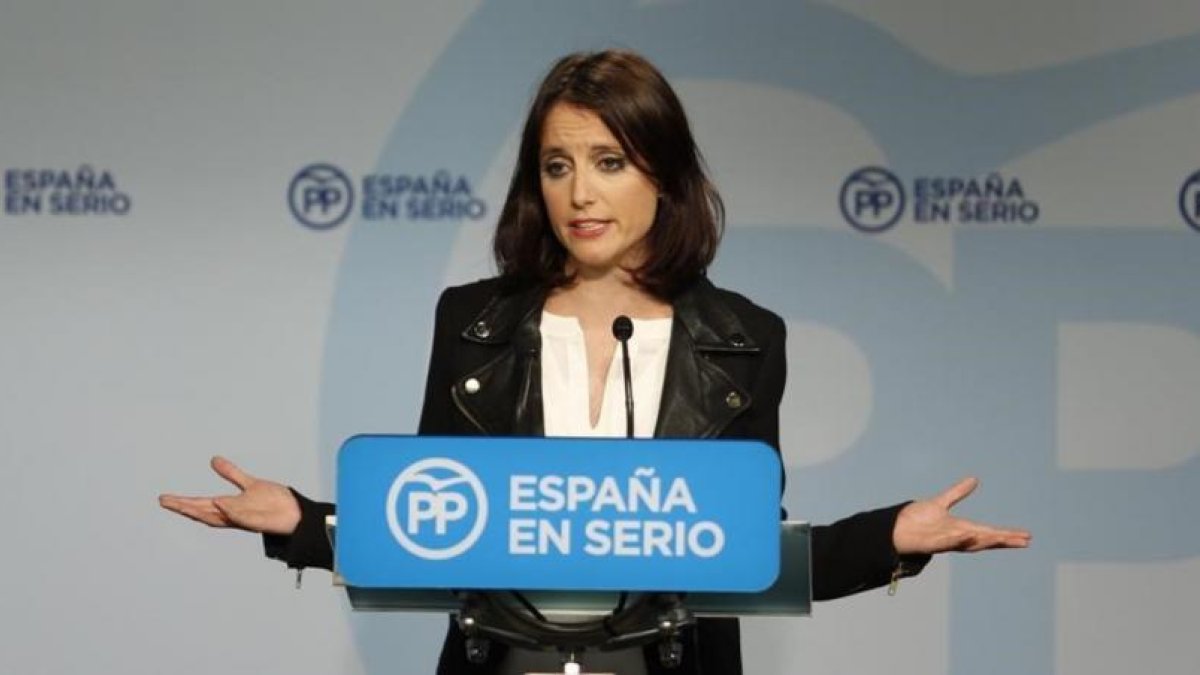 Andrea Levy, vicesecretaria de estudios y programas del PP y diputada en el Parlament.-AGUSTÍN CATALÁN