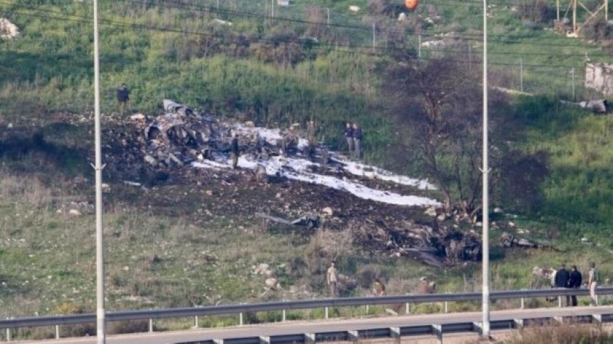 Lugar donde se ha estrellado el avión de combate israelí.-REUTERS