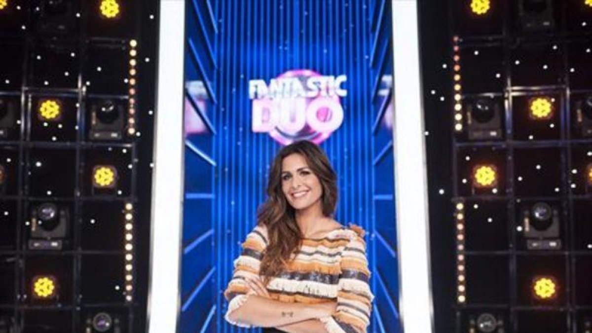 Nuria Roca, en el plató del programa Fantastic dúo, que emitió TVE-1.-