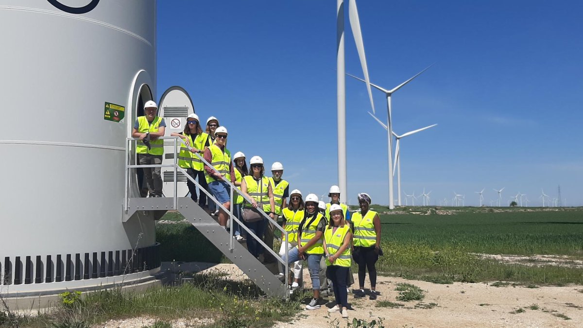 Alumnos de Florida visitan instalaciones renovables de Iberdrola en Burgos. ECB