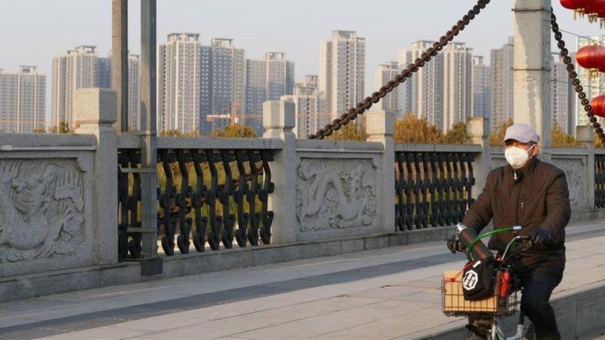 Rascacielos en Tongzhou, hace años un extrarradio rural.-ADRIÁN FONCILLAS