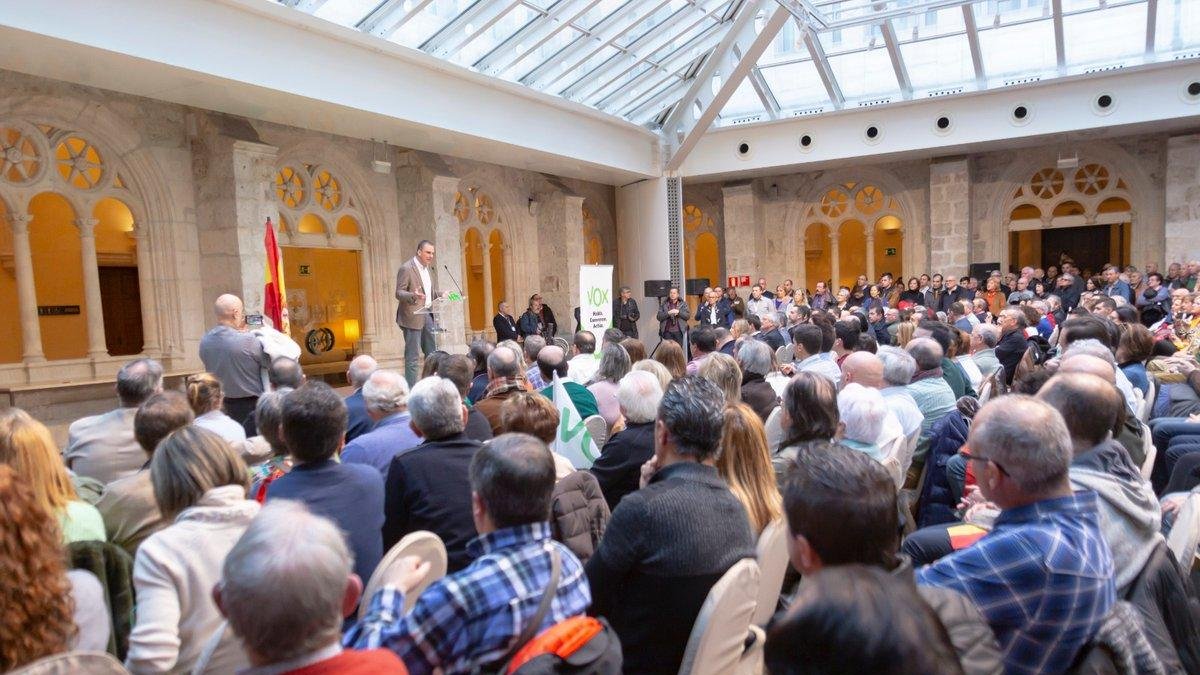 Javier Ortega, en un momento de su intervención en Burgos.-