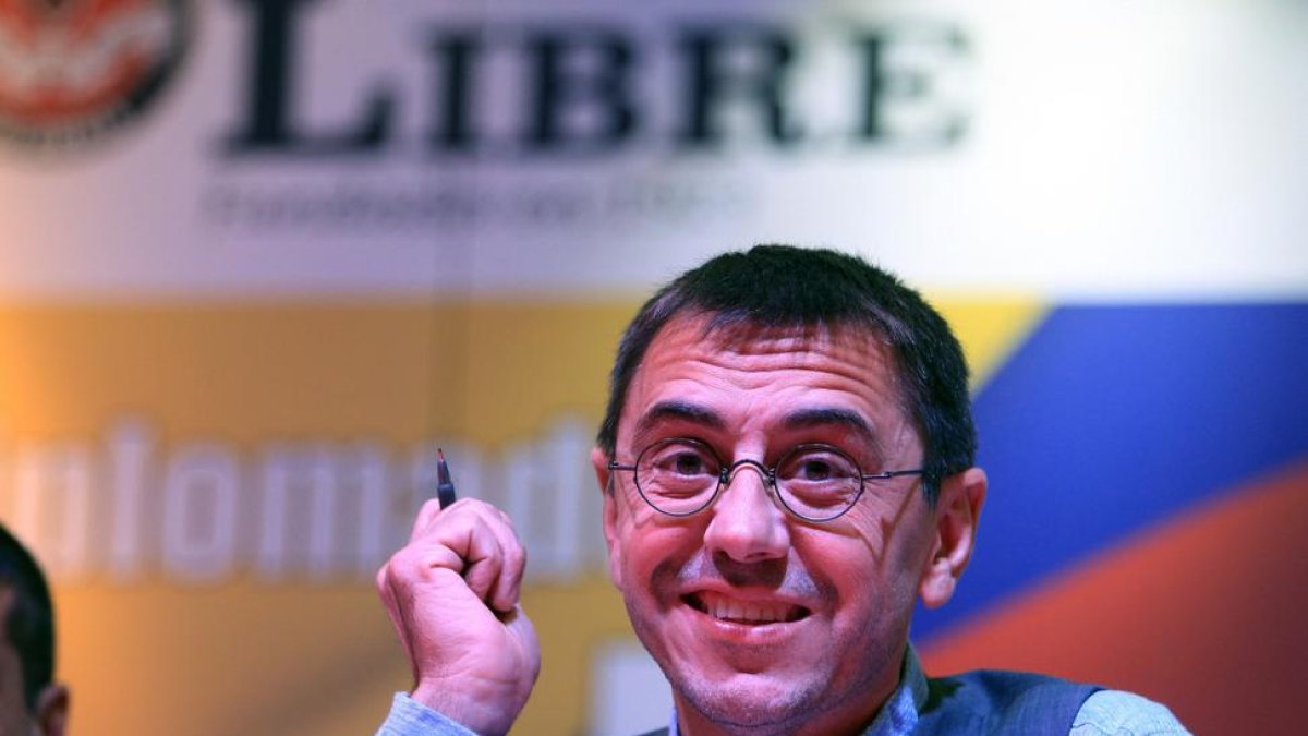 El cofundador de Podemos, Juan Carlos Monedero, en una conferencia en la Universidad Libre de Colombia el sábado 30 de julio de 2016, en Bogotá (Colombia).-EFE / MAURICIO DUEÑAS CASTAÑEDA