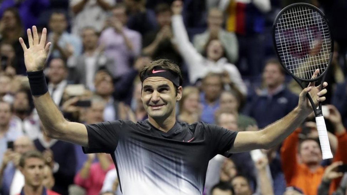 Roger Federer-JULIO CORTEZ