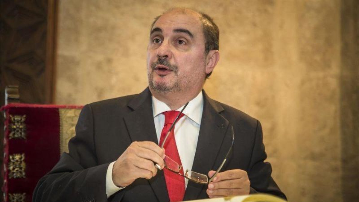 El presidente de la Diputación General de Aragón, Javier Lambán.-MIGUEL LORENZO