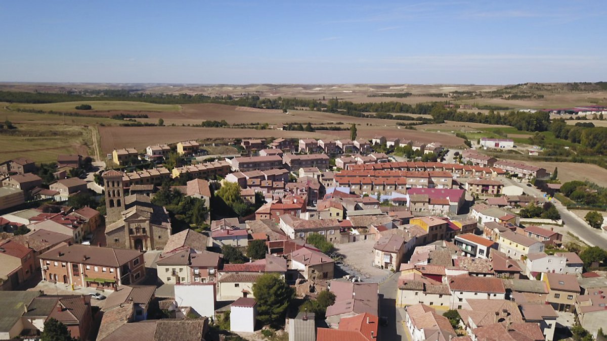 Vista aérea de Arcos de la Llana. ISRAEL L. MURILLO