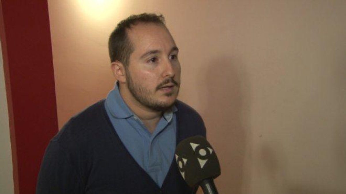 El propio comunicador informó de la medida a través de su cuenta en Twitter.-EL PERIÓDICO