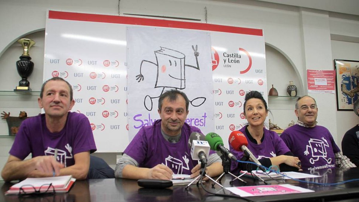Los Comités de la editorial leonesa Everest comparecen para hablar de la situación de la empresa-Ical