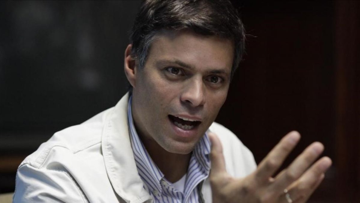 El opositor venezolano Leopoldo López, en una imagen de archivo, en el 2013.-ARIANA CUBILLOS