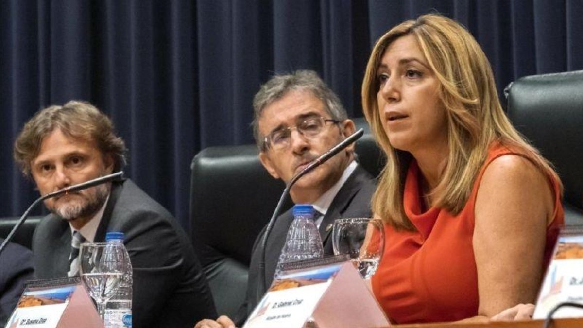 La presidenta de la Junta de Andalucía, Susana Díaz, en un acto oficial en Huelva.-EFE / JULIÁN PÉREZ