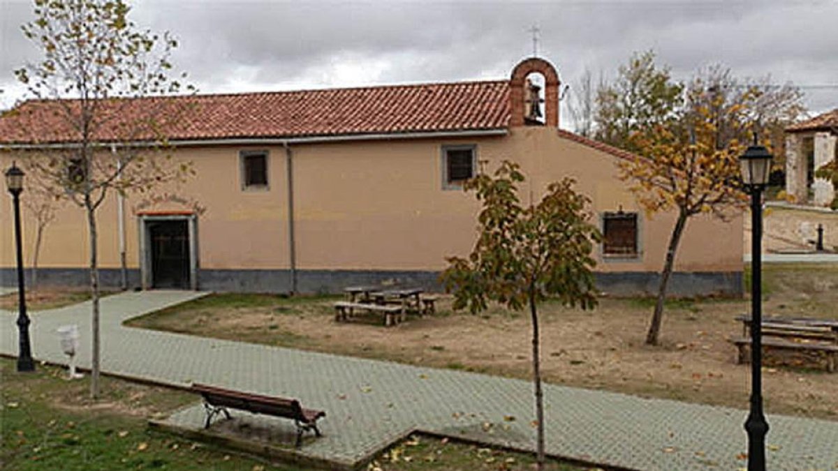La ermita de San Antón es uno de los templos que reclamará el Consistorio.-L. V.