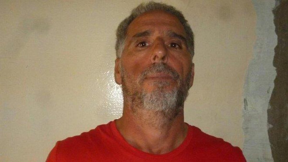 Ficha policial del capo italiano Rocco Morabito.-AFP