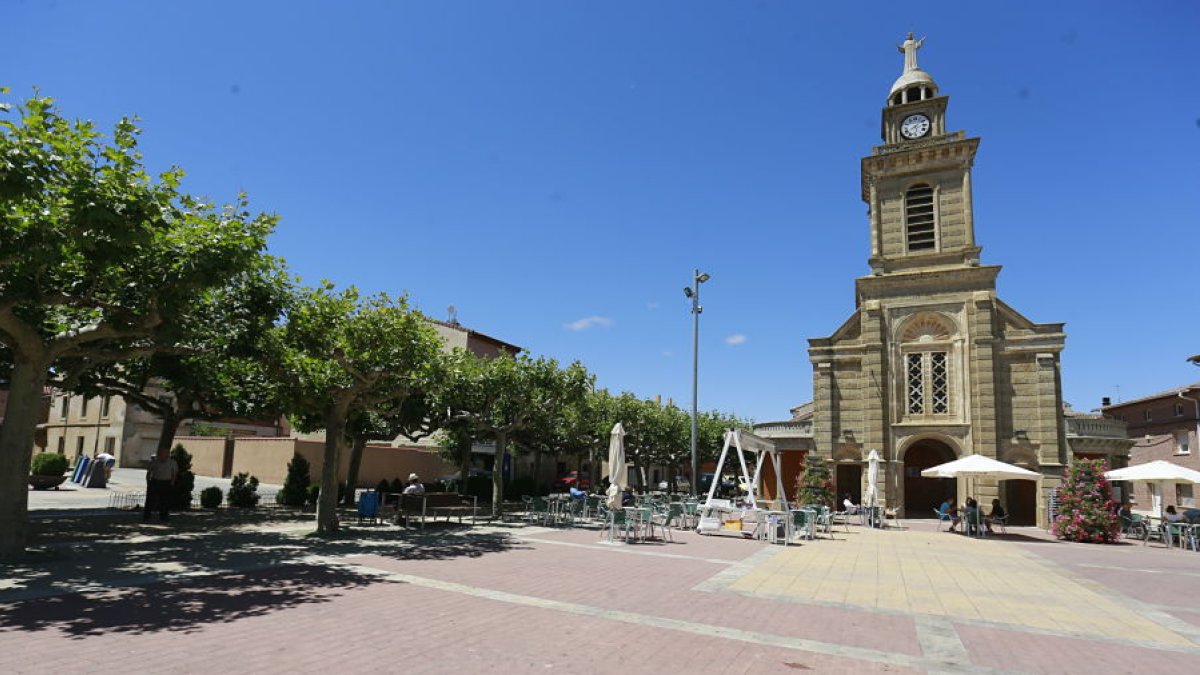 La antigua iglesia de Santa Ana de la plaza de España es la Casa de Cultura de Melgar. R. G. O.