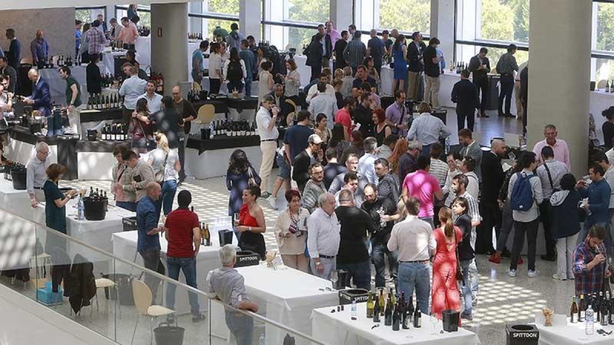 Imagen del encuentro internacional de bodegas celebrado el pasado mes de mayo en el Fórum.-RAÚL G. OCHOA