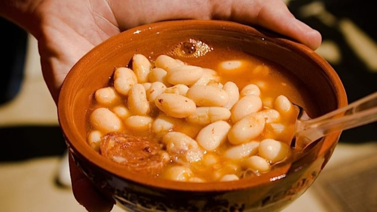 Las alubias aportan 106 mg de calcio por cada 100mg