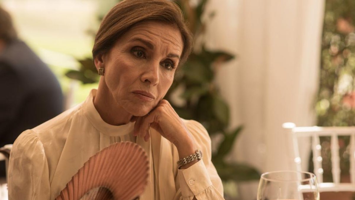 Ana Belén, en el rodaje de la nueva serie de TVE Traición.-EL PERIÓDICO